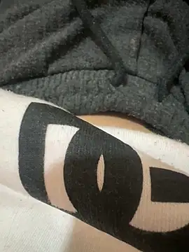 Snapshot of riballll9 chatting on December 15, 2025, 7:36 am riballll9 online show from December 15, 2025, 7:36 am