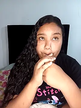 Snapshot of VaneandRossy chatting on March 14, 2026, 3:45 am VaneandRossy online show from March 14, 2026, 3:45 am