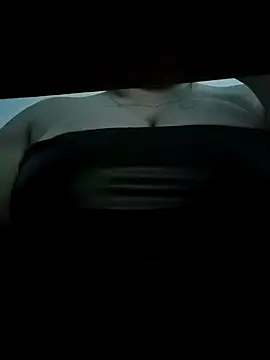 Snapshot of palomitka chatting on December 18, 2025, 10:13 pm palomitka online show from December 18, 2025, 10:13 pm