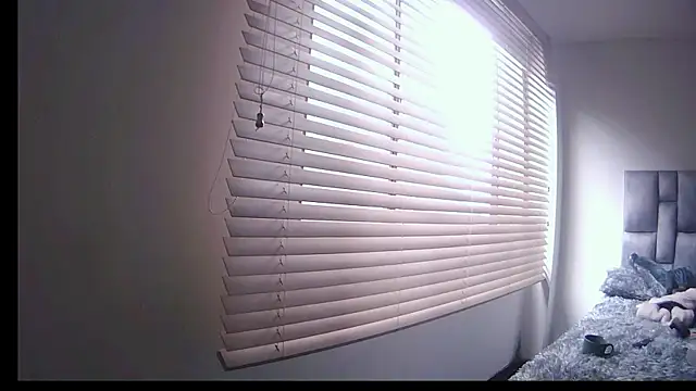 Fernanda andrew online show from February 18, 2026, 4:03 pm