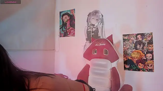 Snapshot of Annie_Anal chatting on December 17, 2025, 6:24 pm Annie Anal online show from December 17, 2025, 6:24 pm