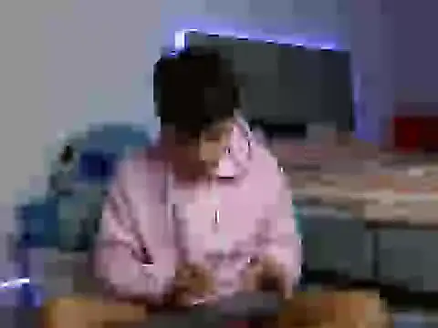 Sebas Ross04 online show from December 14, 2025, 6:52 am