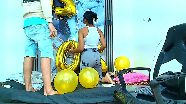 Valentina and sneider  online show from January 6, 2026, 8:35 pm