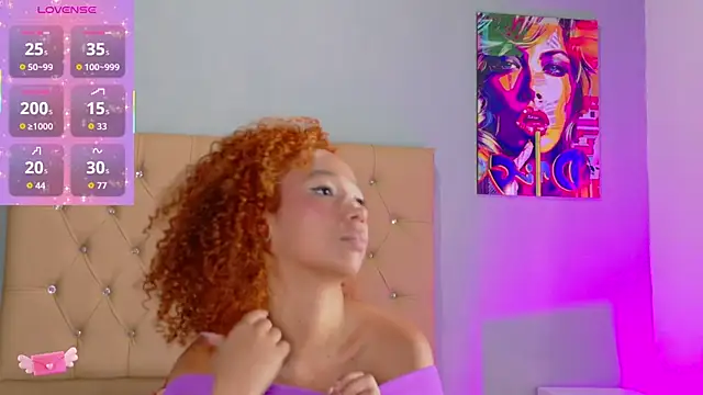 Snapshot of EmmaLawrence_ chatting on March 19, 2026, 9:20 am EmmaLawrence online show from March 19, 2026, 9:20 am