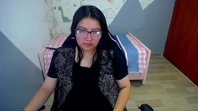 Snapshot of eva_smit_t chatting on December 14, 2025, 2:40 am eva smit t online show from December 14, 2025, 2:40 am