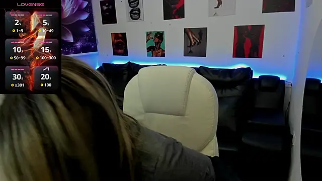 Scarlett 079 online show from February 13, 2026, 12:05 pm