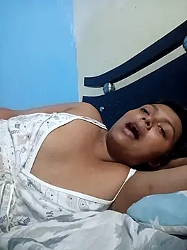 caro lil online show from March 29, 2026, 1:40 am