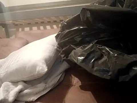 Snapshot of moneytalk516 chatting on March 7, 2026, 4:56 pm moneytalk516 online show from March 7, 2026, 4:56 pm