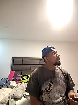 Snapshot of moneytalk516 chatting on February 15, 2026, 12:44 am moneytalk516 online show from February 15, 2026, 12:44 am