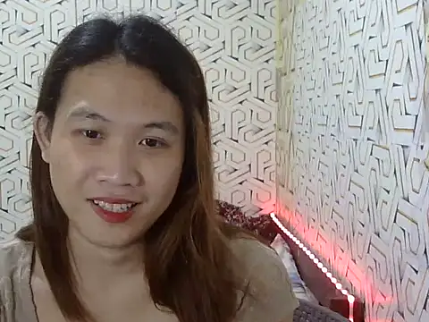 Snapshot of luna_love_bitex chatting on April 24, 2026, 2:19 pm luna love bitex online show from April 24, 2026, 2:19 pm