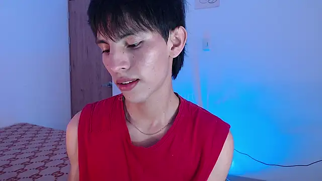 Snapshot of andrew_courtzz chatting on May 10, 2026, 5:48 pm andrew courtzz online show from May 10, 2026, 5:48 pm