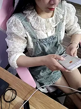  MyNa  online show from February 1, 2026, 2:48 pm