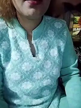 Snapshot of desiriya11 chatting on December 16, 2025, 8:18 am desiriya11 online show from December 16, 2025, 8:18 am