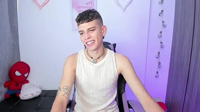 Snapshot of Jasson___ chatting on June 14, 2026, 1:56 pm Jasson online show from June 14, 2026, 1:56 pm