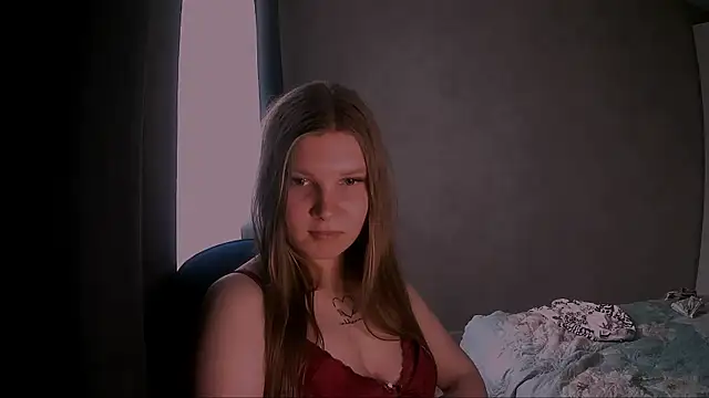 Snapshot of nelli_lux_ chatting on December 5, 2025, 9:30 am nelli lux online show from December 5, 2025, 9:30 am