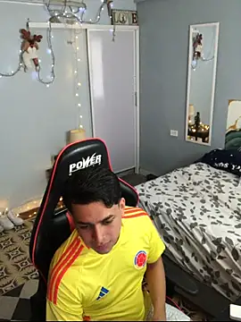 paul crewe online show from December 5, 2025, 6:06 pm