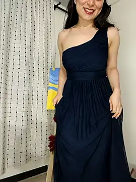 Snapshot of saasha_Petit chatting on April 8, 2026, 11:55 am saasha Petit online show from April 8, 2026, 11:55 am