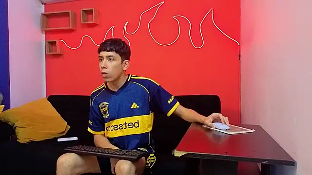 Snapshot of Neo_Twink chatting on March 13, 2026, 7:08 pm Neo Twink online show from March 13, 2026, 7:08 pm