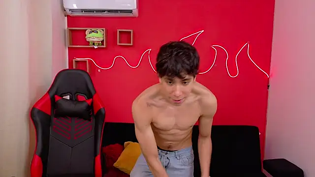 Snapshot of Neo_Twink chatting on July 31, 2026, 7:22 pm Neo Twink online show from July 31, 2026, 7:22 pm