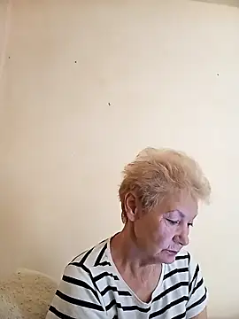 Snapshot of Calypso-Loove chatting on May 28, 2026, 10:11 am Calypso-Loove online show from May 28, 2026, 10:11 am