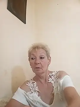 Snapshot of Calypso-Loove chatting on June 23, 2026, 10:02 am Calypso-Loove online show from June 23, 2026, 10:02 am