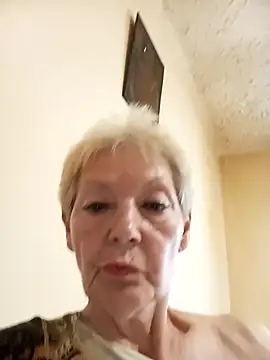Snapshot of Calypso-Loove chatting on July 15, 2026, 3:19 pm Calypso-Loove online show from July 15, 2026, 3:19 pm