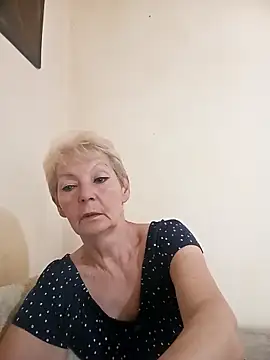 Snapshot of Calypso-Loove chatting on June 11, 2026, 8:11 am Calypso-Loove online show from June 11, 2026, 8:11 am
