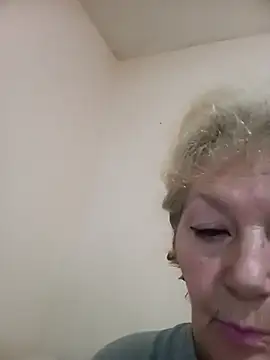 Snapshot of Calypso-Loove chatting on December 5, 2025, 1:21 pm Calypso-Loove online show from December 5, 2025, 1:21 pm