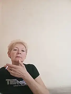 Snapshot of Calypso-Loove chatting on May 22, 2026, 8:45 am Calypso-Loove online show from May 22, 2026, 8:45 am