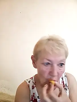 Snapshot of Calypso-Loove chatting on June 24, 2026, 8:46 am Calypso-Loove online show from June 24, 2026, 8:46 am