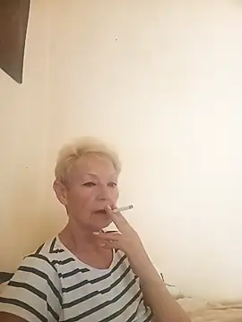 Snapshot of Calypso-Loove chatting on June 29, 2026, 11:32 am Calypso-Loove online show from June 29, 2026, 11:32 am