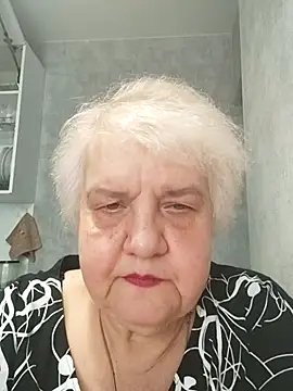 Snapshot of HapinessLovee chatting on June 13, 2026, 6:55 am HapinessLovee online show from June 13, 2026, 6:55 am