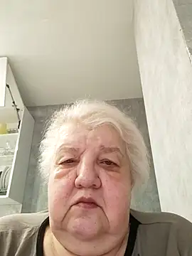 Snapshot of HapinessLovee chatting on March 5, 2026, 10:12 am HapinessLovee online show from March 5, 2026, 10:12 am