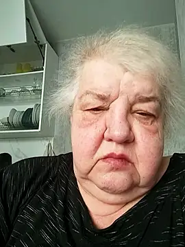 Snapshot of HapinessLovee chatting on March 13, 2026, 7:46 am HapinessLovee online show from March 13, 2026, 7:46 am