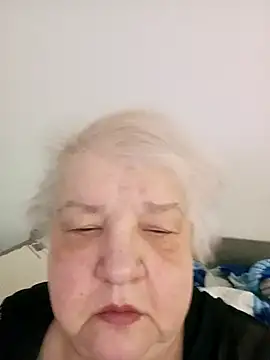 Snapshot of HapinessLovee chatting on March 14, 2026, 9:15 am HapinessLovee online show from March 14, 2026, 9:15 am