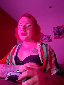 Snapshot of alien_ate_red chatting on December 16, 2025, 12:59 am alien ate red online show from December 16, 2025, 12:59 am