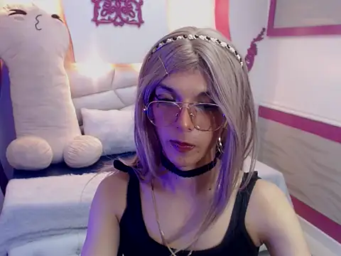 Lis Pearson online show from January 14, 2026, 6:44 pm