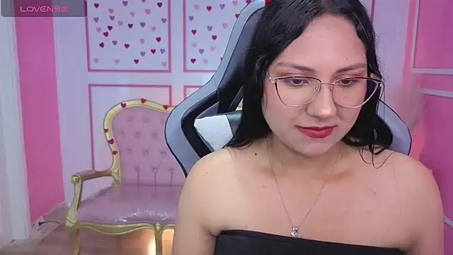 Snapshot of antonela_hotman_t chatting on December 5, 2025, 8:06 pm antonela hotman t online show from December 5, 2025, 8:06 pm