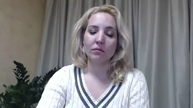 sweetpussy online show from March 13, 2025, 7:28 pm