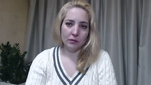 sweetpussy online show from April 29, 2026, 4:44 pm