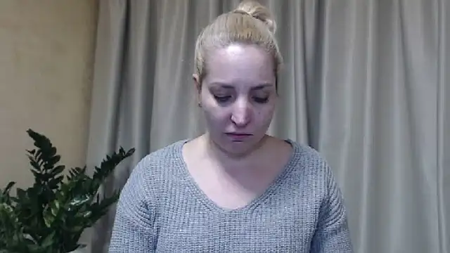 sweetpussy online show from March 22, 2025, 6:25 pm