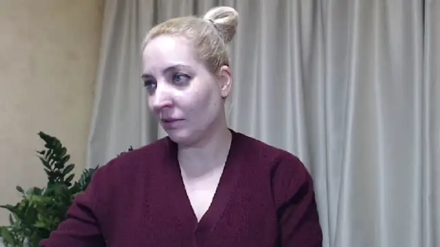 sweetpussy online show from March 11, 2025, 4:18 pm