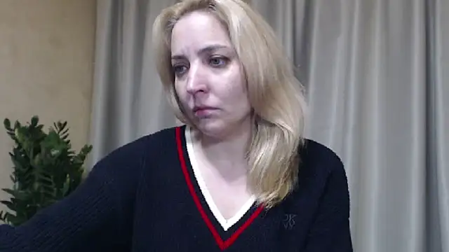 sweetpussy online show from April 25, 2026, 3:31 pm