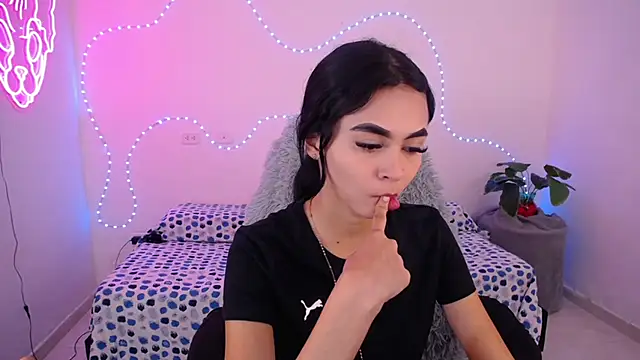 Sofia tgn online show from May 15, 2026, 6:39 pm
