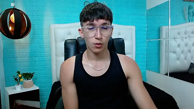 Snapshot of jeremy_job chatting on March 16, 2026, 12:20 pm jeremy job online show from March 16, 2026, 12:20 pm