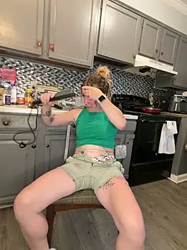 Snapshot of alluringpixie chatting on May 9, 2026, 2:53 pm alluringpixie online show from May 9, 2026, 2:53 pm