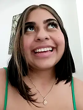 Snapshot of MariaPaula22_ chatting on December 13, 2025, 8:59 pm MariaPaula22 online show from December 13, 2025, 8:59 pm