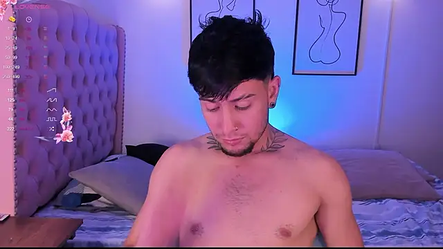 Snapshot of vaalentiino chatting on February 13, 2026, 2:22 am vaalentiino online show from February 13, 2026, 2:22 am