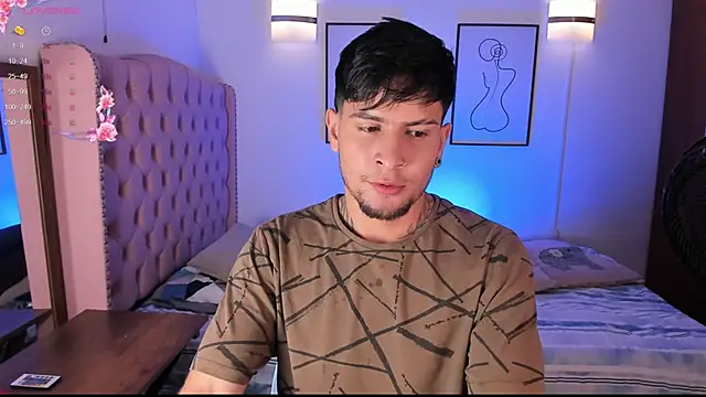 Snapshot of vaalentiino chatting on February 11, 2026, 10:09 pm vaalentiino online show from February 11, 2026, 10:09 pm