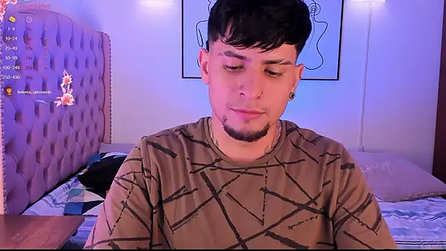 Snapshot of vaalentiino chatting on February 20, 2026, 3:25 am vaalentiino online show from February 20, 2026, 3:25 am